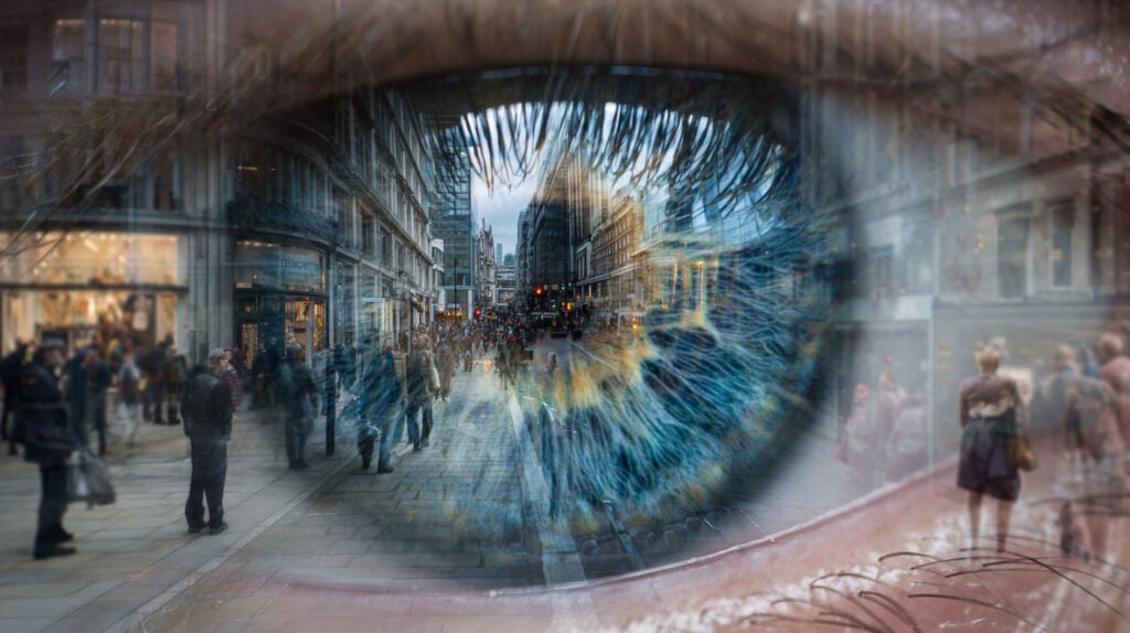 private-vs-public-eye-care