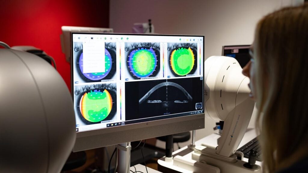 prk-or-smile-pro-laser-eye-surgery