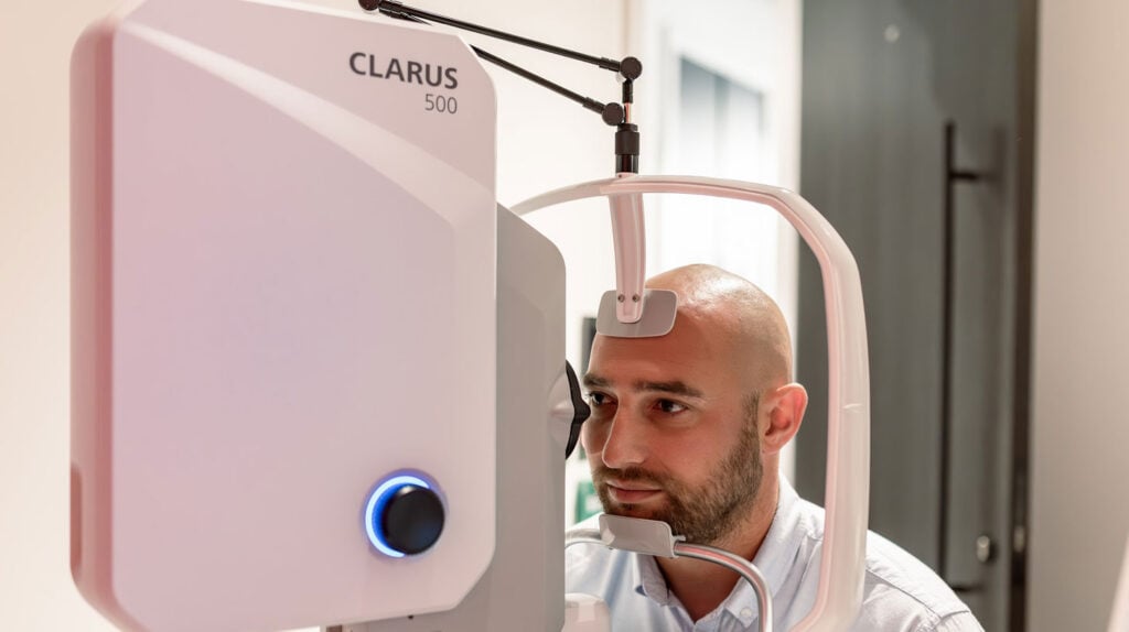 pre-operation-technology-for-laser-eye-surgery-london